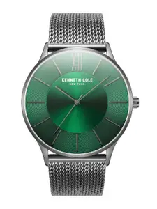Kenneth Cole Men Dial & Stainless Steel Bracelet Style Straps Analogue Watch KCWGG2218202MN