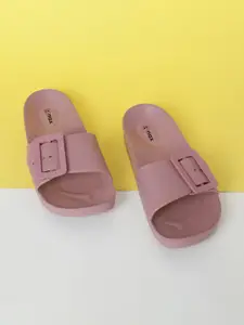 max Women Pink Solid Flip Flops Sliders