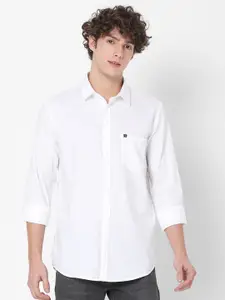 SPYKAR Men White Slim Fit Casual Shirt