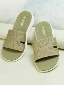 Ginger by Lifestyle Women Green Sliders