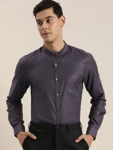 INVICTUS Men Purple & Black Self Design Slim Fit Formal Shirt