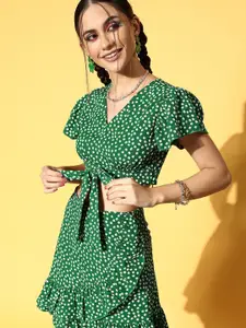 Berrylush Women Green Ditsy Floral Top & Ruffle Hem Skirt
