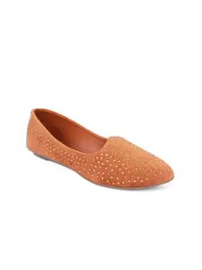 XE Looks Women Tan Textured Ballerinas with Laser Cuts Flats
