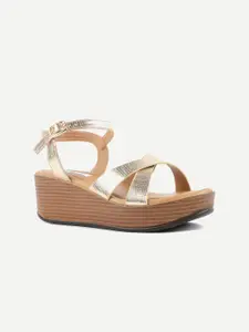 Carlton London Gold-Toned Wedge Heels with Buckles
