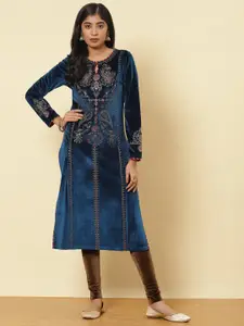Lakshita Women Turquoise Blue Embroidered Thread Work Velvet Kurta