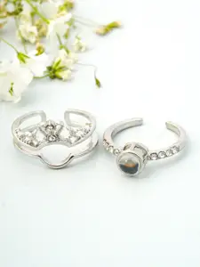 Ferosh Set of 2 Silver-Toned Crown Rings