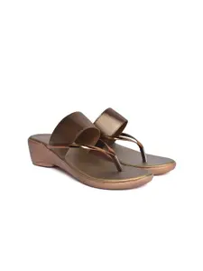 XE Looks Copper-Toned Textured Wedge Sandals