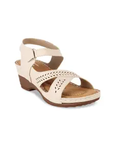 XE Looks Cream Platform with Laser Cuts