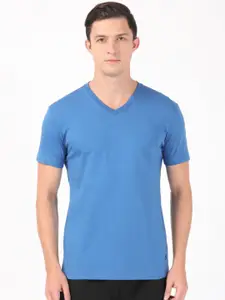 Jockey Men Blue V-Neck Raw Edge T-shirt