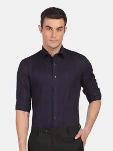 Arrow Men Blue Slim Fit Striped Casual Shirt