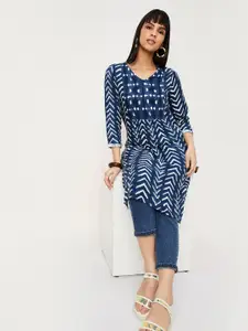 max Women Blue & White Ethnic Motifs Printed Kurta