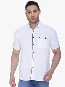 Kuons Avenue Men White Smart Slim Fit Half Sleeve Casual Shirt