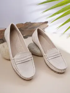 SCENTRA Women Beige Woven Design Loafers