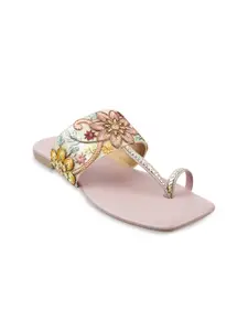 Metro Women Pink Embellished One Toe Flats
