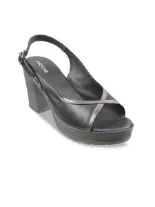 Mochi Women Grey Block Sandals