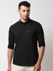 Basics Men Black Slim Fit Printed Casual Shirt