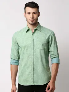 Basics Men Green Slim Fit Printed Casual Shirt