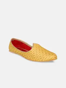 PANAHI Men Gold-Toned Printed Mojaris