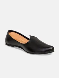 PANAHI Men Black Colourblocked Mojaris