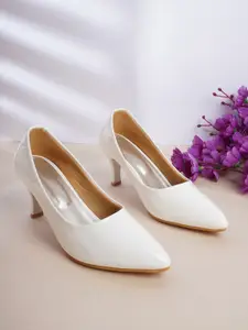 SAPATOS White Block Pumps with Bows