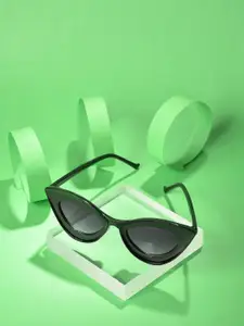 HAUTE SAUCE by  Campus Sutra HAUTE SAUCE by Campus Sutra Women Purple Lens & Black Cateye Sunglasses with Polarised Lens