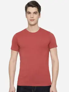 Greenfibre Men Red & canyon rose Slim Fit T-shirt