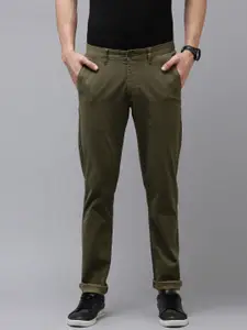 Van Heusen Sport Men Olive Green Tapered Fit Chinos Trousers