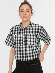 Trendyol Women Black & White Checked Casual Shirt