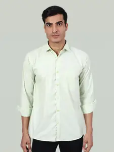TAHVO Men Green Comfort Formal Shirt