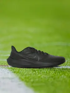 Nike Men Charcoal Grey Air Zoom Pegasus 39  Road Running Shoes