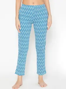 Vami Women Blue & White Geometric Printed Cotton Lounge Pants