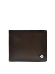 Eske Men Brown & Black Textured Leather Two Fold Wallet