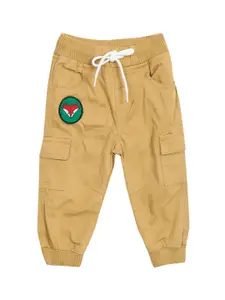 Donuts Boys Beige Solid Straight Fit Joggers