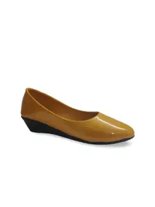 WOMENS BERRY Yellow Colourblocked Wedge Pumps