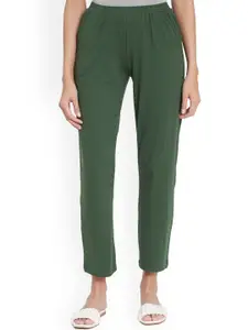 UNMADE Women Sea Green Solid Cotton Lounge Pants