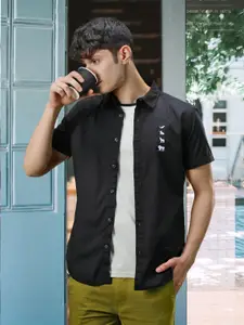 HIGHLANDER Men Black Slim Fit Casual Shirt