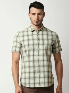 Basics Men Green Slim Fit Checked Casual Shirt