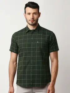Basics Men Green Slim Fit Windowpane Checks Checked Casual Shirt