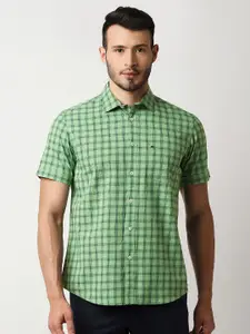 Basics Men Green Slim Fit Gingham Checks Checked Casual Shirt