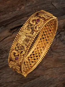 Kushal's Fashion Jewellery Kushal's Fashion Jewellery Gold-Plated Red Stone-Studded Antique Bangle