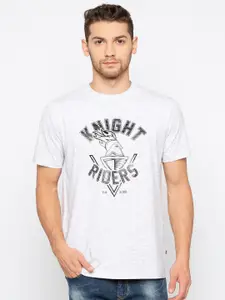 Status Quo Men White Typography Printed Applique Slim Fit T-shirt