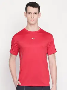 Status Quo Men Red & desire Slim Fit T-shirt
