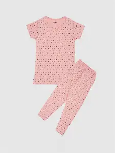 Taatoom Girls Peach-Coloured Printed Pure Cotton Night suit