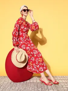 plusS Women Alluring Red Floral Vacay Attire