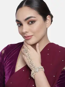 LAIDA Women Gold-Plated Off White Kundan & Pearl Studded Ring Bracelet
