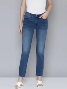 Levis Women 712 Slim Straight Light Fade Mid-Rise Jeans