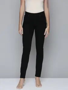 Levis Black Skinny Fit High-Rise Jeans
