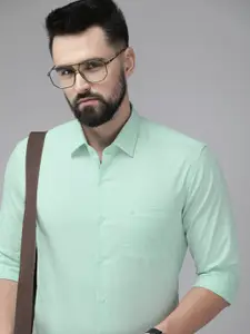 Arrow Original Slim Fit Opaque Ditsy Printed Pure Cotton Formal Shirt