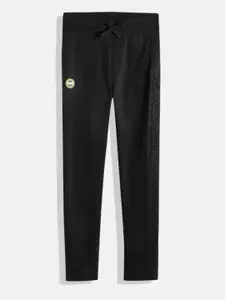 U.S. Polo Assn. Kids U.S. Polo Assn. Kids Boys Brand Logo Embossed Joggers