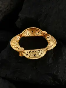 Silvermerc Designs Women Gold-Toned Brass Meenakari Gold-Plated Bangle-Style Bracelet